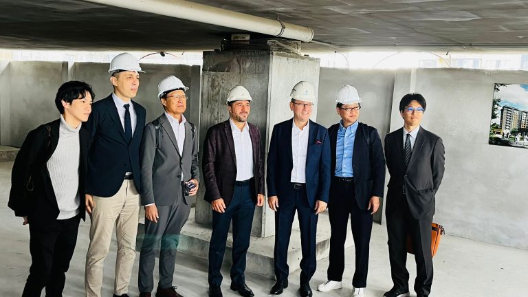 DEPREM İZOLATÖRLÜ KONUTLARI JAPONLAR İNCELEDİ