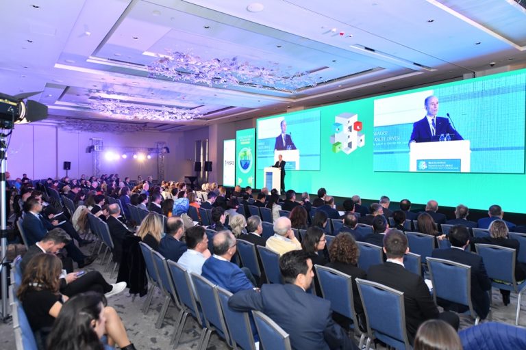 ULUSLARARASI İNŞAATTA KALİTE ZİRVESİ’NDE “SÜRDÜRÜLEBİLİR GELECEK” KONUŞULDU