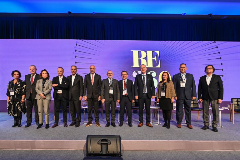 GAYRİMENKUL SEKTÖRÜ “YENİ YÜZYILDA TÜRKİYE’DEN GLOBALE” TEMASI İLE BULUŞTU