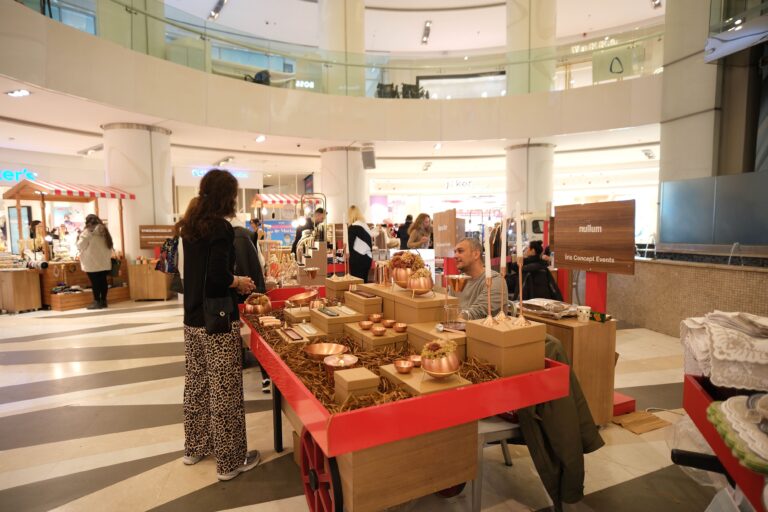 Akmerkez Anneler Günü Alışveriş Etkinliğine Davet Ediyor