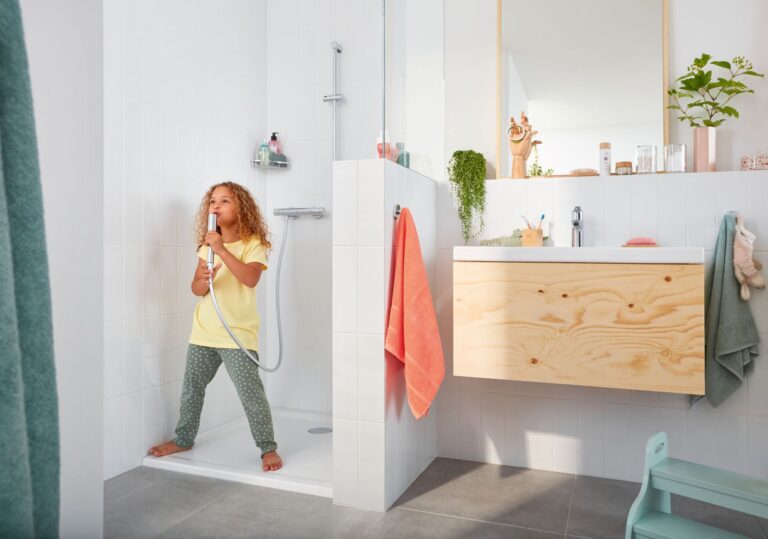 Yeni GROHE QuickFix ile mutfak ve banyoları yenilemek çok kolay