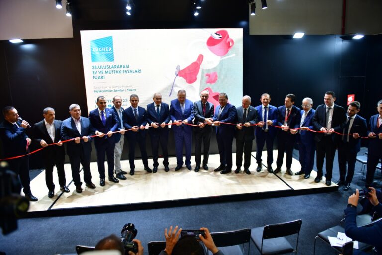50 milyar liralık ticaret için, fuarda buluştular
