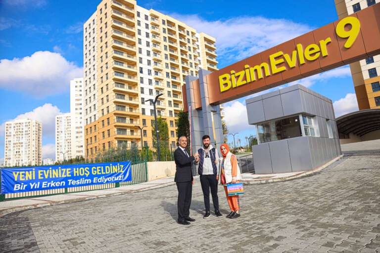 İHLAS HOLDİNG İNŞAAT GRUBU, BİZİM EVLER 9 VE 10’DA TESLİMLERE 1 YIL ERKEN BAŞLADI