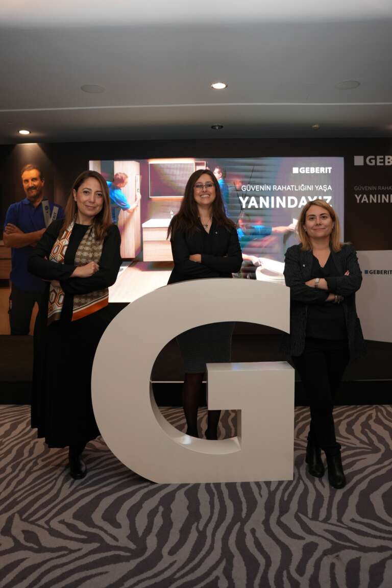 Geberit cam tavanları eşitlikle aşıyor
