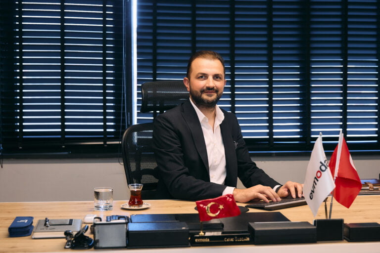 Evmoda 25 Yıldır Anılarınıza Eşlik Ederken Yaşam Alanınıza Konfor ve Şıklık Katıyor