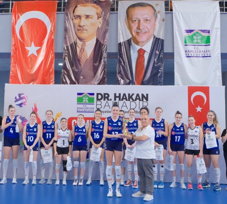 Kelebek Mobilya, Bahçelievler Belediyesi Spor Kulübü Kadın Voleybol Takımı’nın Destekçisi Oldu
