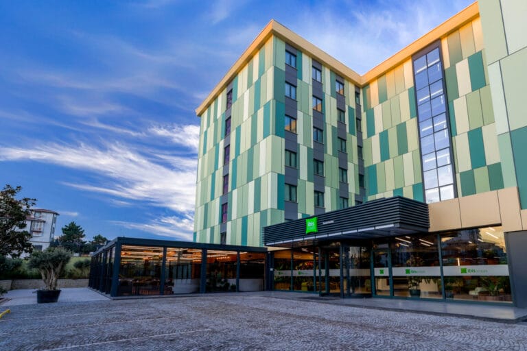 IBIS STYLES KURTKÖY, İSTANBUL’UN GELİŞEN İŞ BÖLGESİNİN KALBİNDE MİSAFİRLERİNİ AĞIRLIYOR