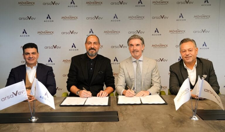 arsaVev, Çiftlikköy Projesi için Mövenpick ile Anlaştı