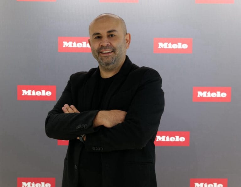 Miele, teknolojiyi şıklık ile buluşturduğu İstanbul Florya’daki yeni mağazasında eşsiz bir deneyim sunuyor