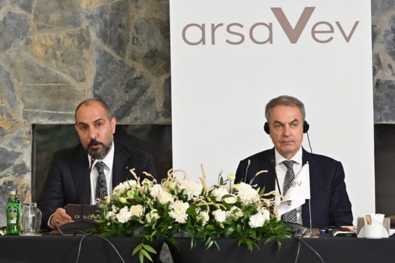 arsaVev konut sektörünü değerlendiriyor!