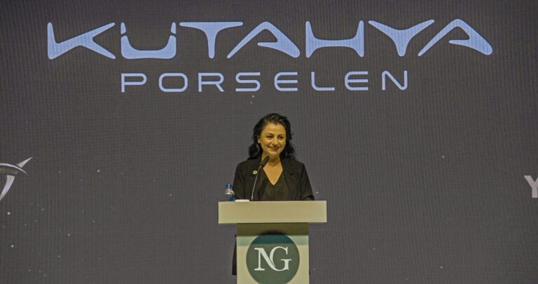 Kütahya Porselen’in üretim, inovasyon, tasarım, satış ve ihracat vizyonu  dev zirvede paylaşıldı!