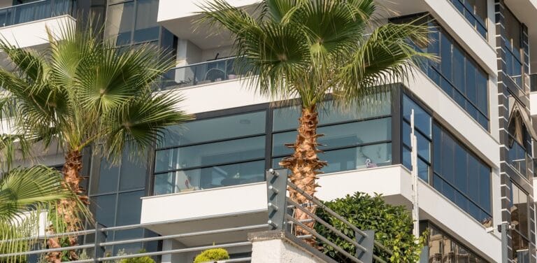 Balkonunuza Değer Katacak Cam Balkon Modelleri