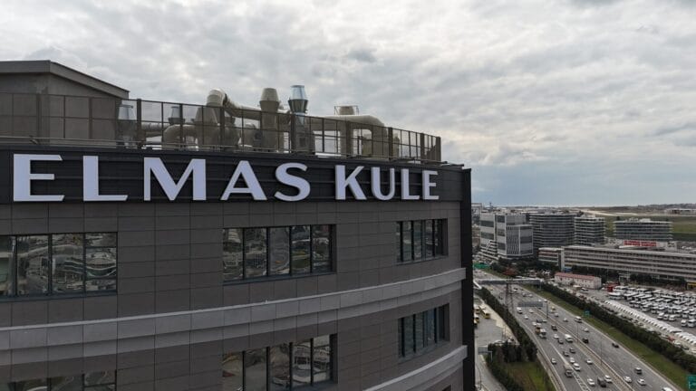 Elmas Kule’de 3. etap teslimleri tamamlandı