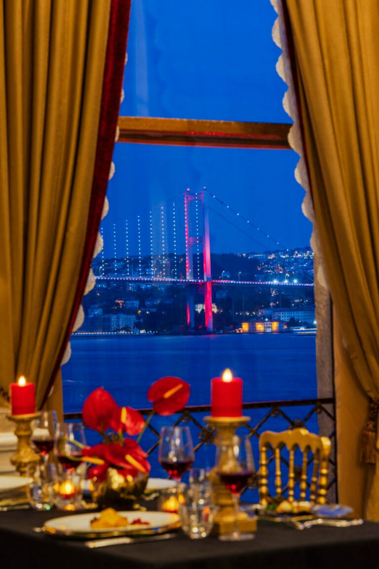 Yılbaşı Coşkusu, Çırağan Palace Kempinski İstanbul’da Boğaz’ın Işıltısıyla Buluşuyor