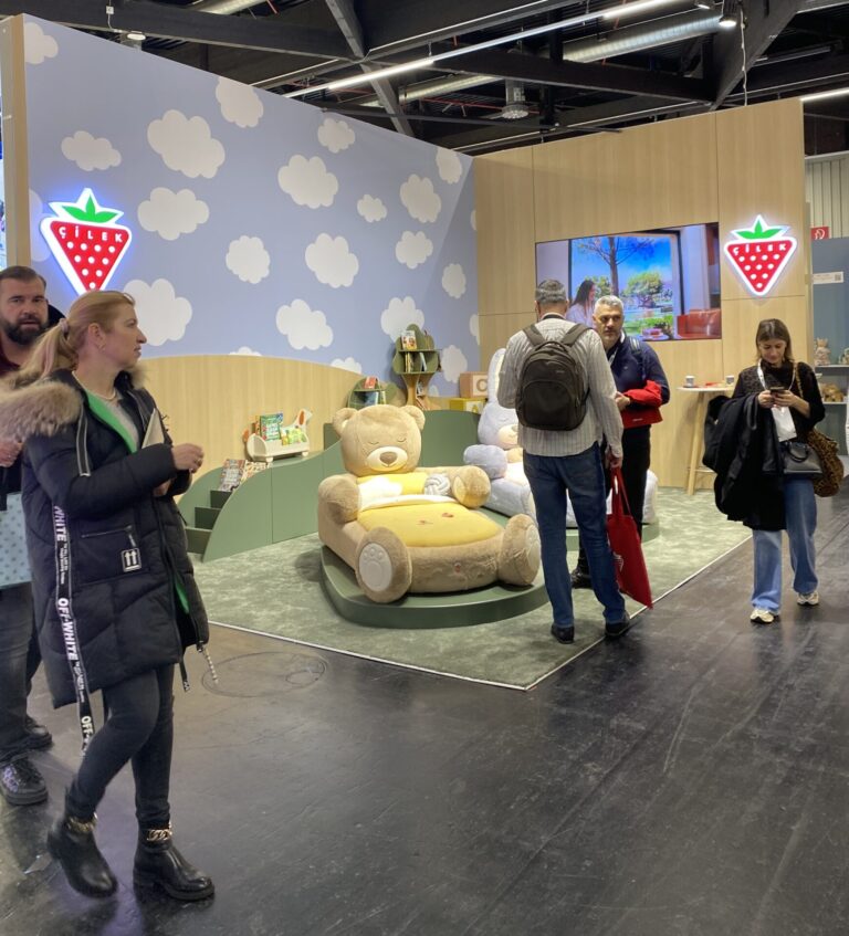 Çilek, Dünyanın Önde Gelen Oyuncak Fuarı Spielwarenmesse’de